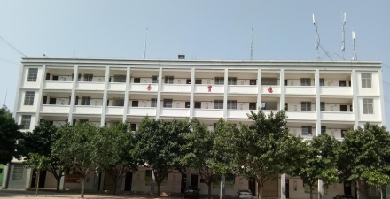 楚雄州元谋县黄瓜园中学阅读区