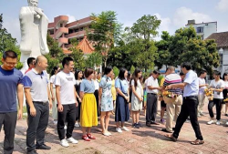 龙颈镇第二初级中学