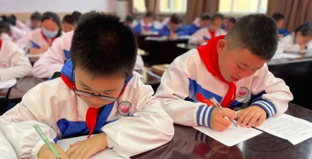 阜康市天龙小学