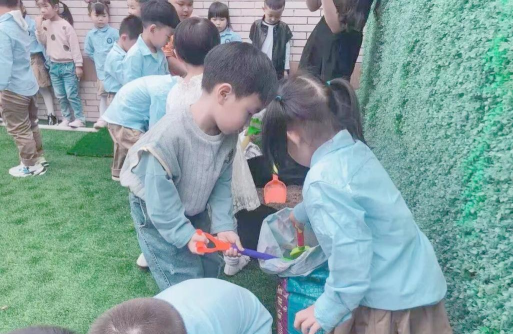 横峰县幸福幼儿园