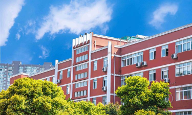 嘉兴市托普计算机学校阅读区