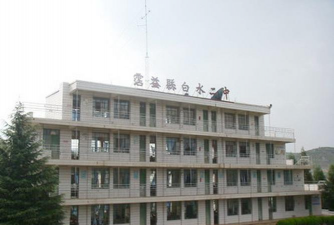 沾益县白水镇第二中学阅读区