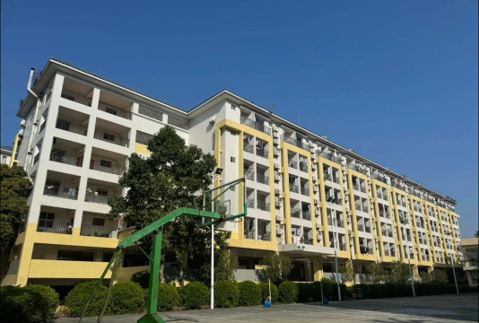 贵港市港北电子职业技术学校阅读区