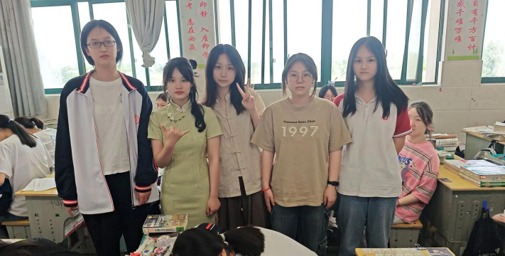 淮滨县固城乡白布实验中学