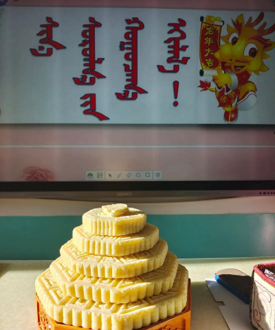 哈拉布拉克中心小学