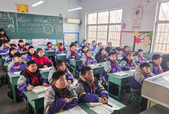 宾县糖坊镇中心小学