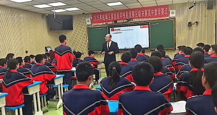 甘肃平凉二中阅读区