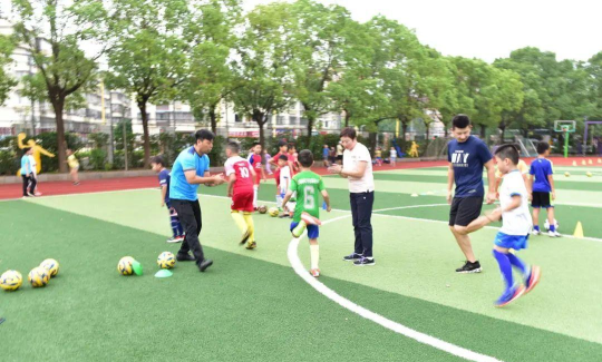 长宁区绿苑小学