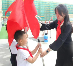 鸡西市园丁小学