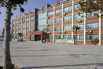 开发区花园小学阅读区