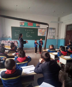 夏普吐勒乡中心小学