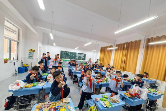大连奶牛场小学