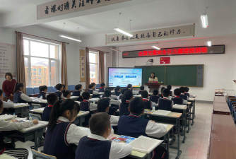 汪清县汪清镇东振小学校