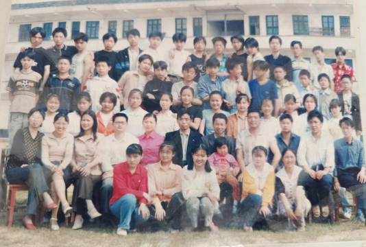 水口山中学阅读区