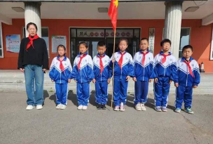 小市经济特镇中心小学