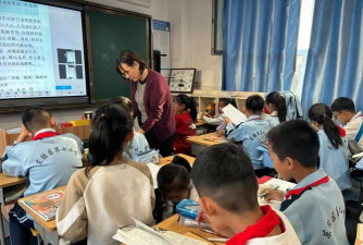 东胜区第七小学