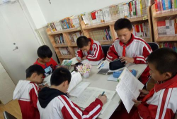 白泥井中心小学