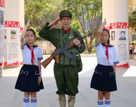 联军小学阅读区