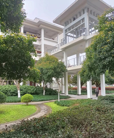 浙江金华商业学校阅读区