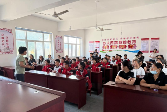 宁河县芦台镇大艇小学