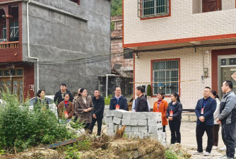 长沙市宁乡县黄材镇石龙洞校