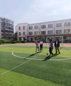 新立村中心小学