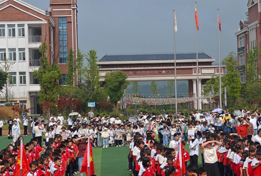 浙江省乐清市七里港镇二小附幼阅读区