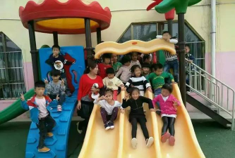 襄垣县王桥镇王桥幼儿园阅读区