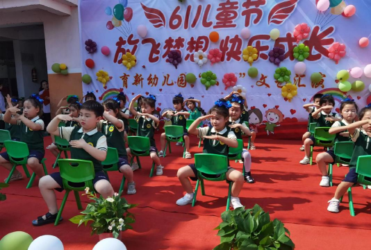 肓新幼儿园阅读区