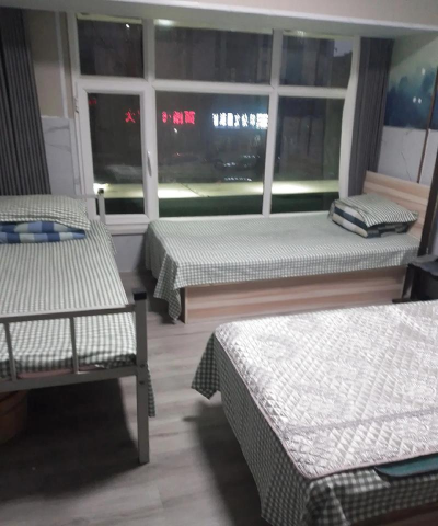 张家口市宣化区天泰寺街办事处育苗托儿所阅读区