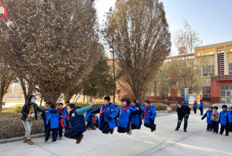 伊宁县萨地克圩孜乡中学