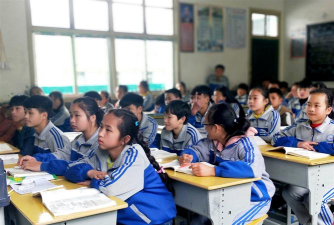 从江县往洞中学