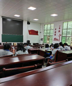 福泉市兴隆初级中学