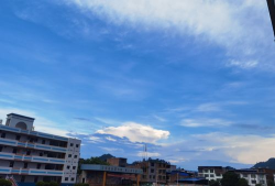 荔波县佳荣镇佳荣中学