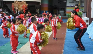 广州市天河区瑞兴艺术幼儿园阅读区