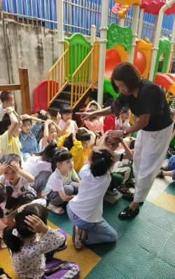 钦州市水东幼儿园阅读区