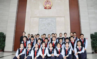 广州市白云区积德小学阅读区