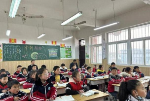 复和乡中心小学校