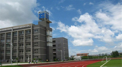 四川省德阳市第三中学