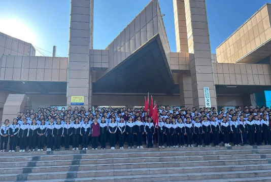 芳草湖总场中学