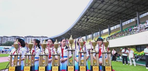 石楼镇中心小学