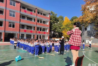 辰溪县辰阳明德小学阅读区