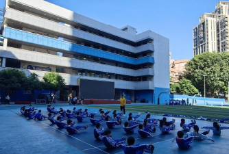 深圳育才三小阅读区