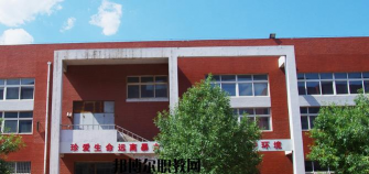 唐山滦州市职业技术教育中心阅读区