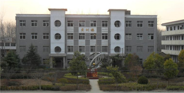 阜阳颍上信息工程学校