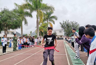 小山乡小山中学