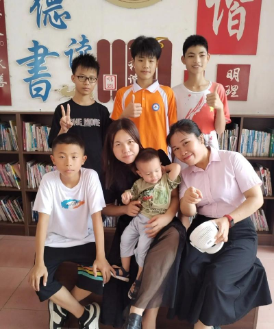 信宜市洪冠镇第一小学