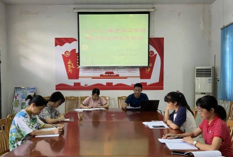 龙口镇协华小学阅读区