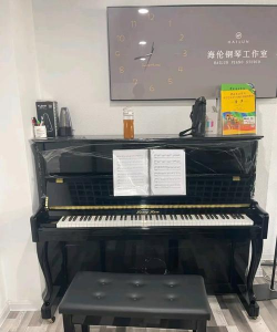 佳木斯市向阳区爱书写艺术培训学校有限公司阅读区