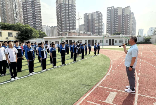 华亭县安口初级中学阅读区